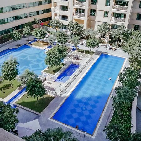 Nasma Luxury Stays - Fancy Apartment With Balcony Near Burj Khalifa ดูไบ ภายนอก รูปภาพ