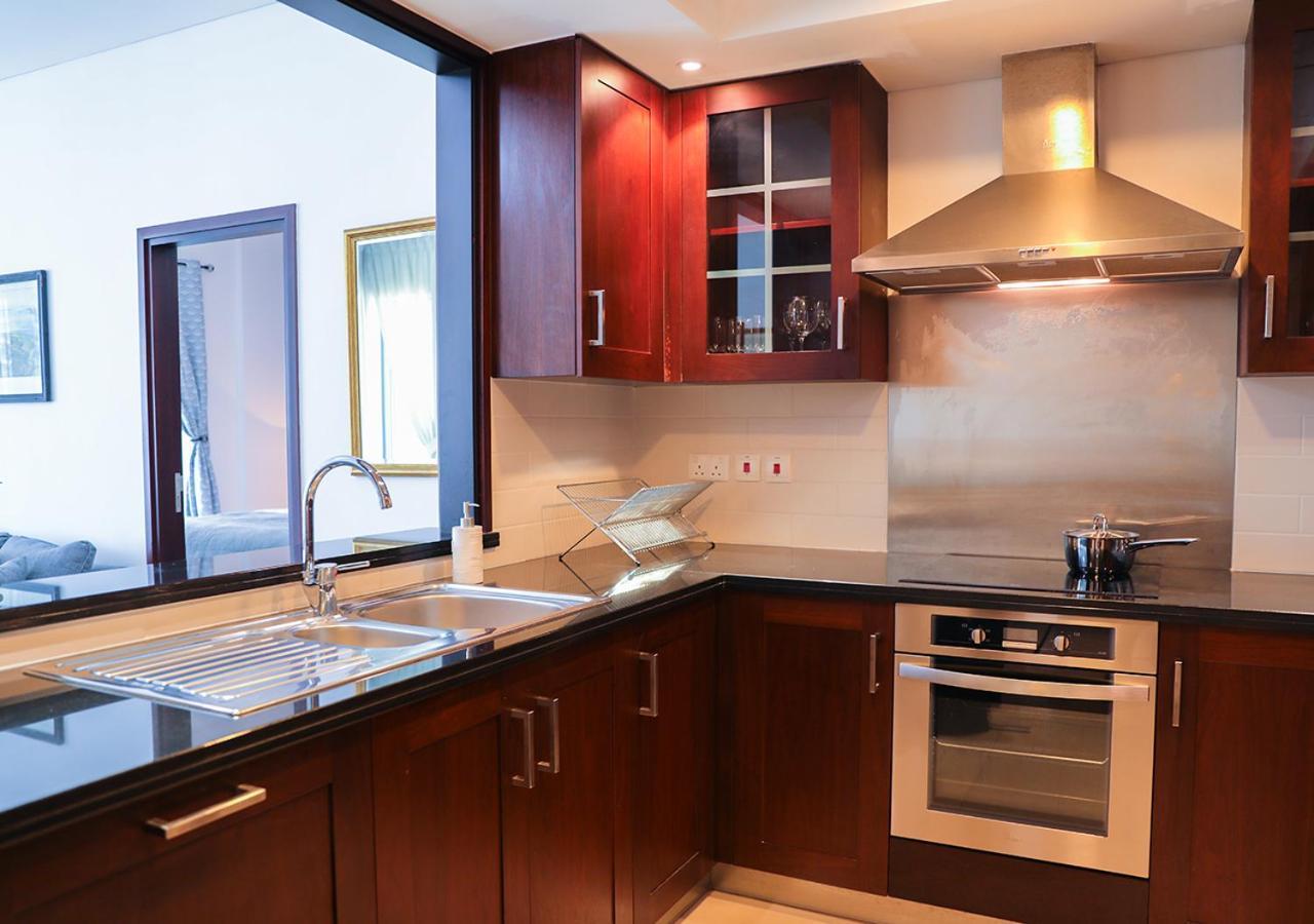 Nasma Luxury Stays - Fancy Apartment With Balcony Near Burj Khalifa ดูไบ ภายนอก รูปภาพ