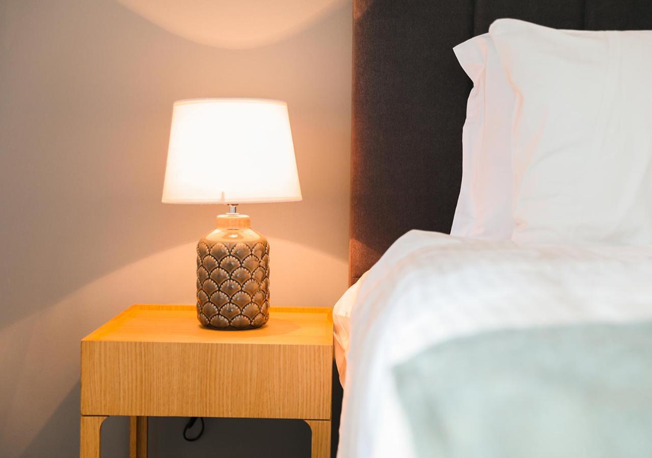 Nasma Luxury Stays - Fancy Apartment With Balcony Near Burj Khalifa ดูไบ ภายนอก รูปภาพ