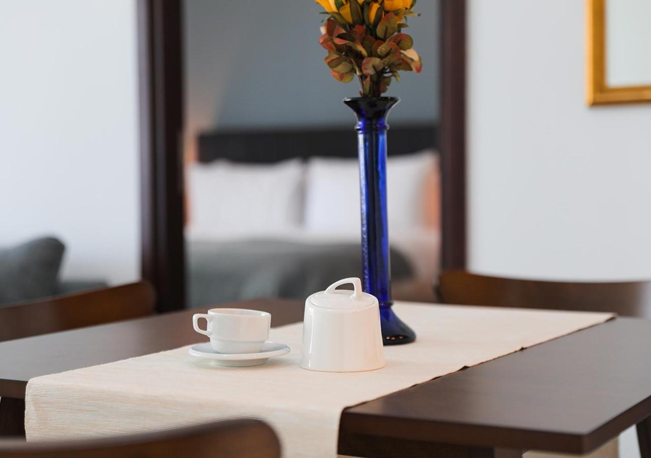 Nasma Luxury Stays - Fancy Apartment With Balcony Near Burj Khalifa ดูไบ ภายนอก รูปภาพ