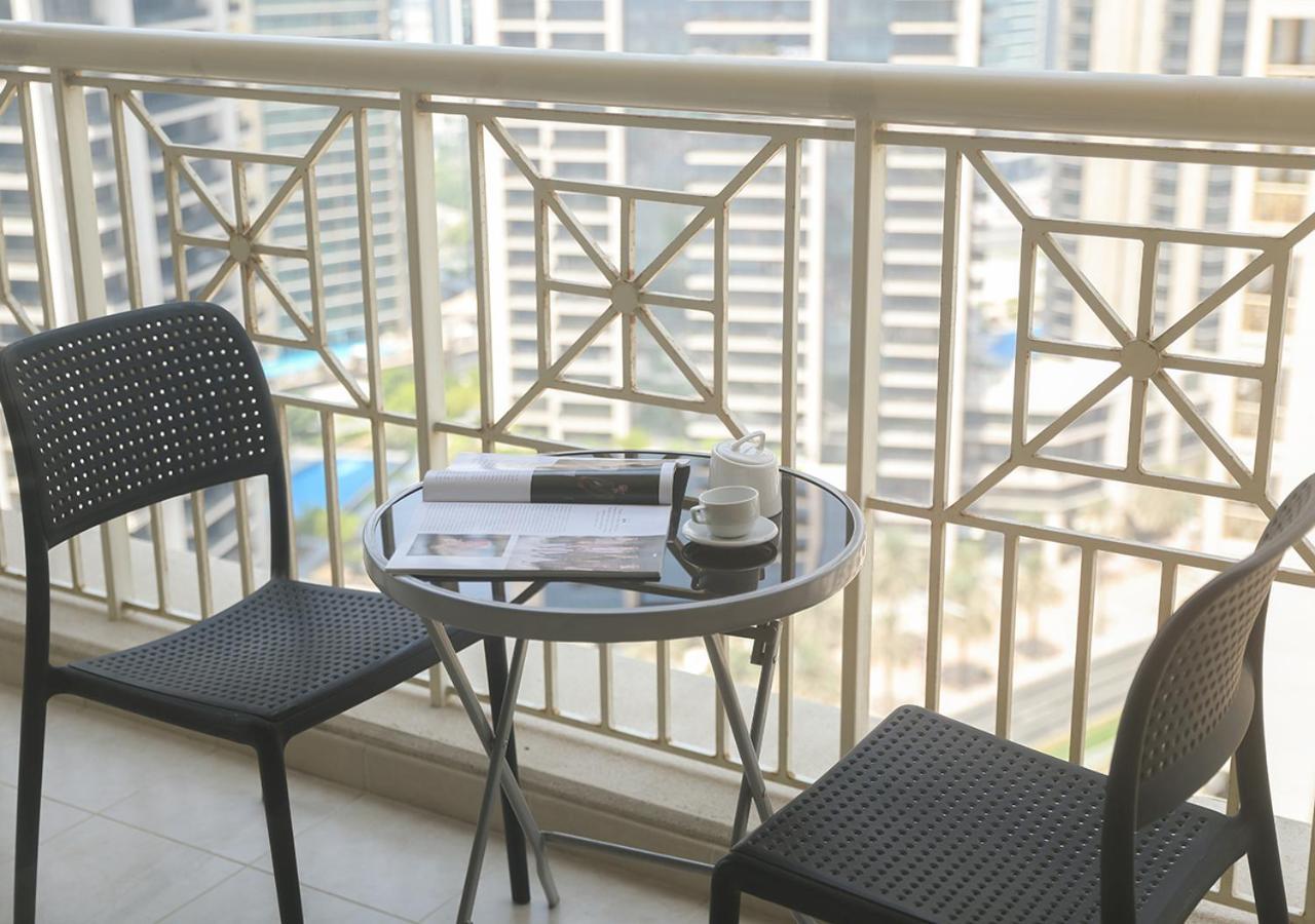 Nasma Luxury Stays - Fancy Apartment With Balcony Near Burj Khalifa ดูไบ ภายนอก รูปภาพ