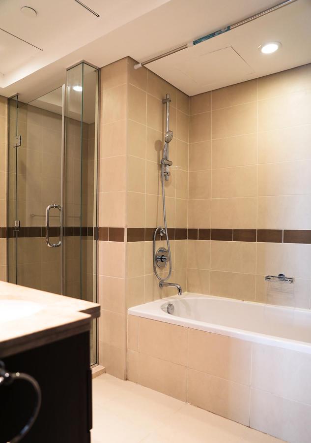 Nasma Luxury Stays - Fancy Apartment With Balcony Near Burj Khalifa ดูไบ ภายนอก รูปภาพ
