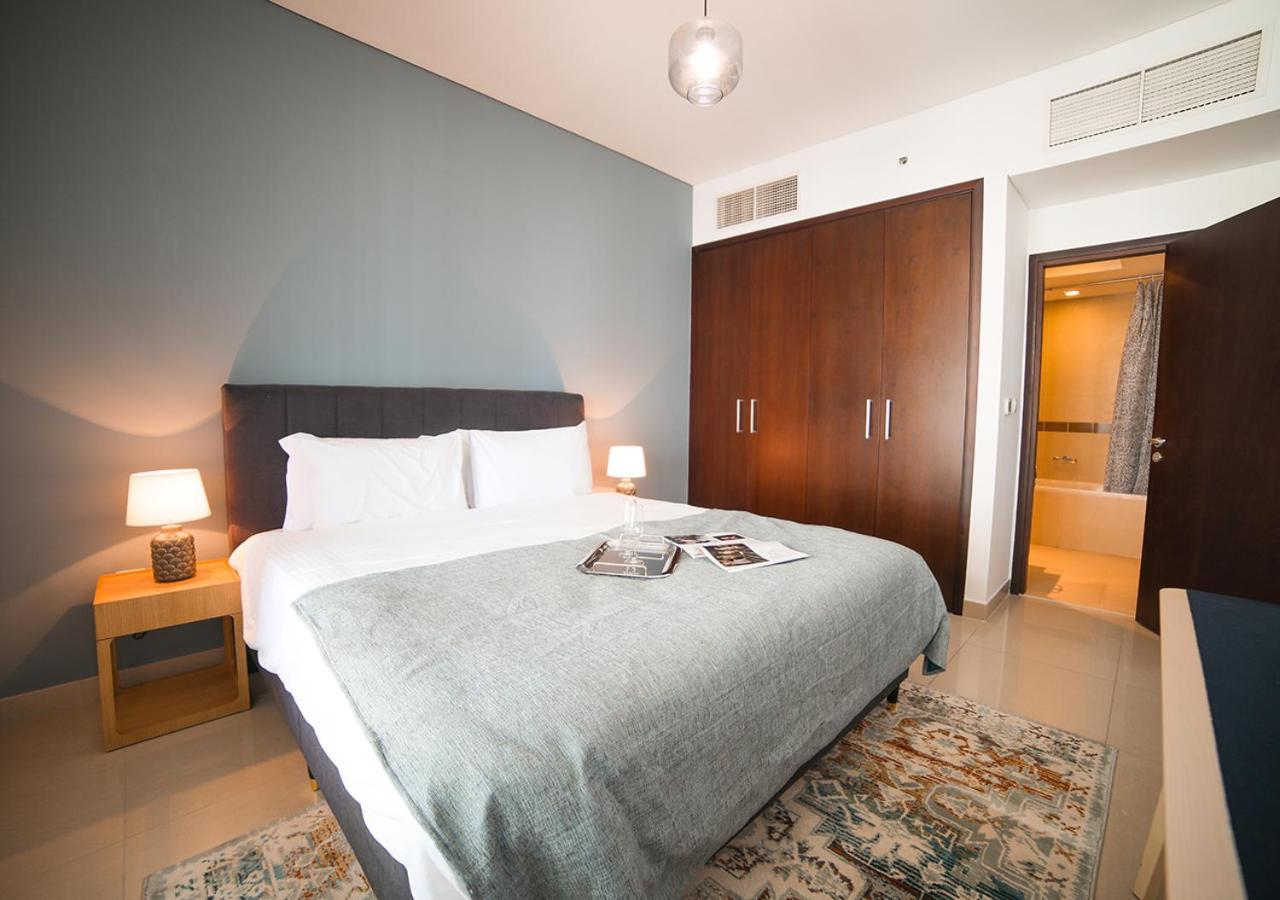 Nasma Luxury Stays - Fancy Apartment With Balcony Near Burj Khalifa ดูไบ ภายนอก รูปภาพ