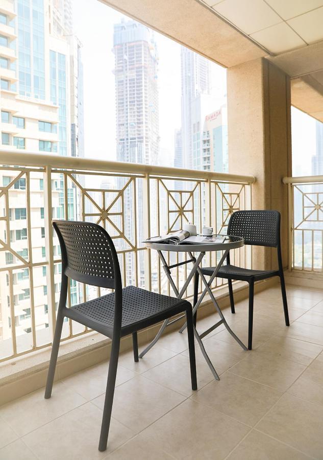 Nasma Luxury Stays - Fancy Apartment With Balcony Near Burj Khalifa ดูไบ ภายนอก รูปภาพ